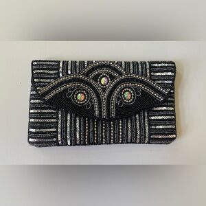 C RSVP clutch/crossbody